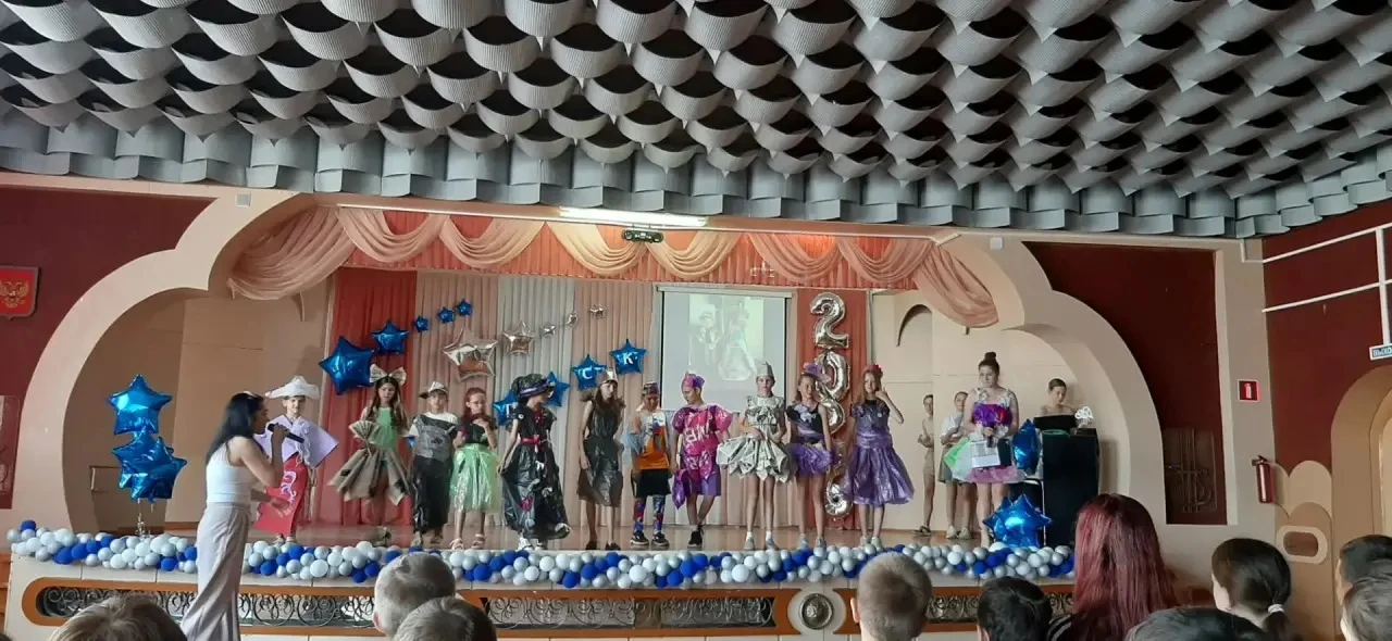 ☀️С первыми лучами солнца школьный двор зазвенел от заливистого детского смеха и звонкого гомона – н