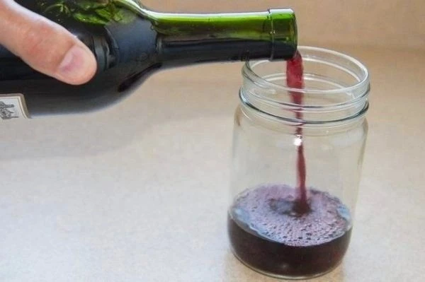 Чесночное вино для сосудов 🧄   Существует домашний рецепт на основе чеснока и красного вина, который