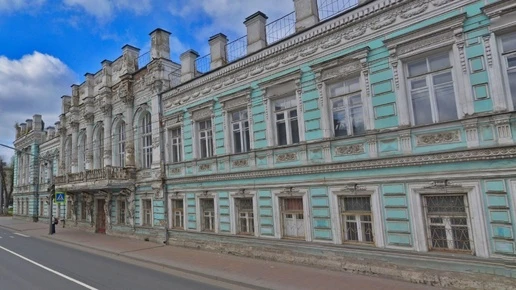 Суд изъял у собственника «дом с атлантами» в Ярославле