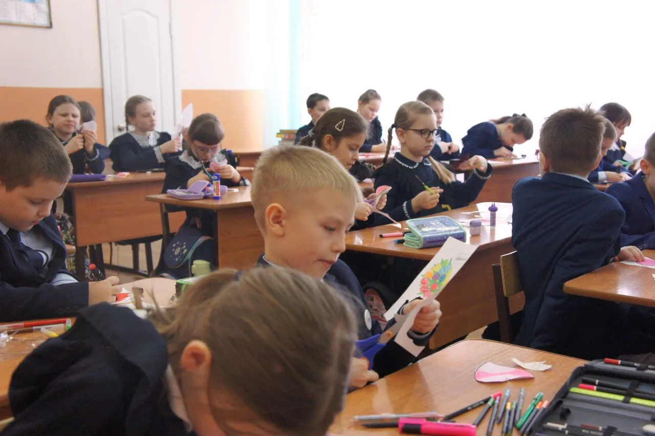 #ПервичкаВДеле   Активисты нашего первичного отделения вместе с советником директора провели для Орл