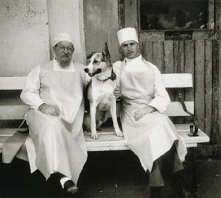 Михаил Булгаков написал «Собачье сердце» в 1925 году. В России повесть опубликовали тол...