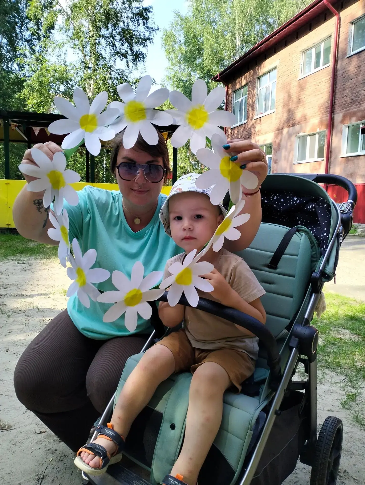 🧑‍🧑‍🧒‍🧒🫶🌻🌻🌻Ромашка — главный и самый нежный символ Дня семьи, любви и верности, который отме