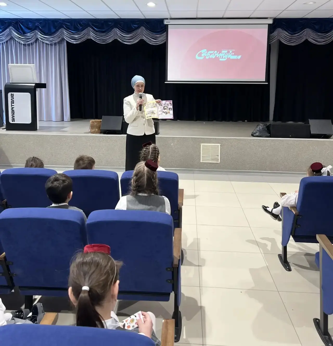 📚 19 мартта гимназиябездә искиткеч рәхәт очрашу узды🤗 "Сабантуй" журналы редакциясеннән килгән кунак