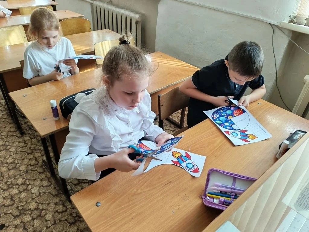 Космическое путешествие🚀  Сегодня ученики 1Б класса вместе с классным руководителем Ковтун Ольгой Ан
