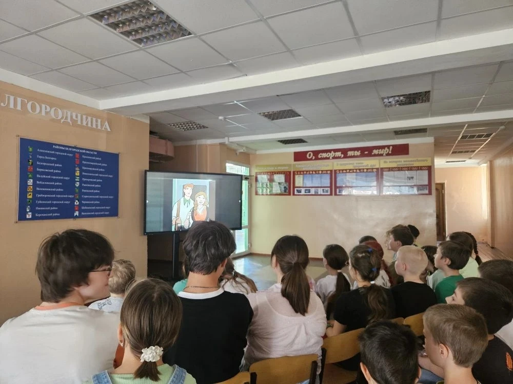 🏰 В гостях у истории: путешествие в прошлое Белгородского края! 🗺️ 
 
В нашем школьном лагере сост