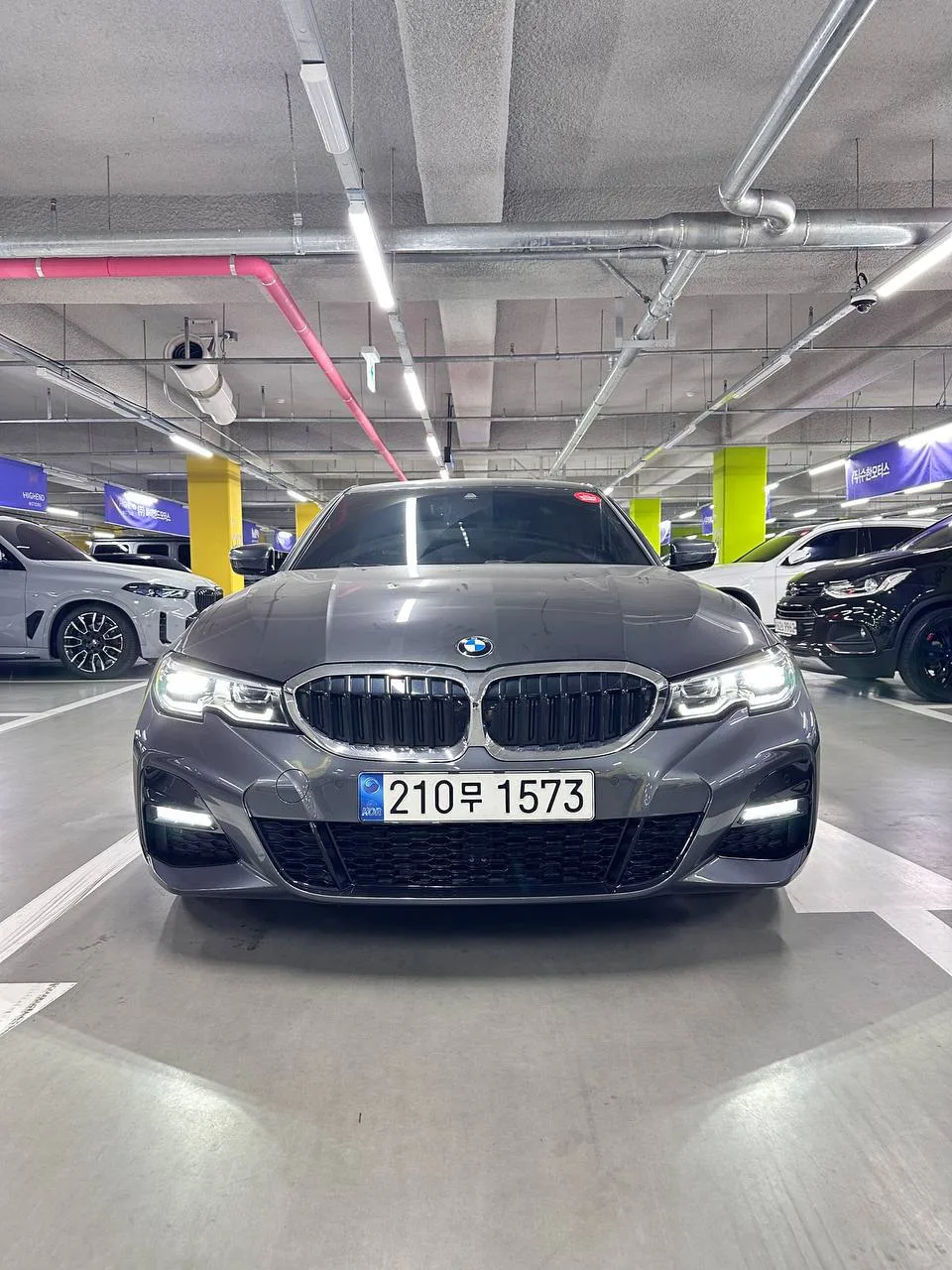 🇰🇷 Доступен к заказу из Кореи

**BMW 320i mSport**

Год: **2021**
Пробег: **24.283** **км**
Вид то