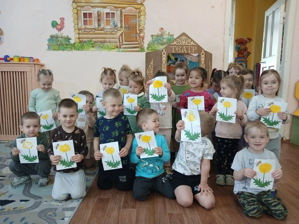В 1 младшей группе " Звездочки" ( воспитатели Лебедева Н.А. и Шишкова Т.В.) прошел тема...