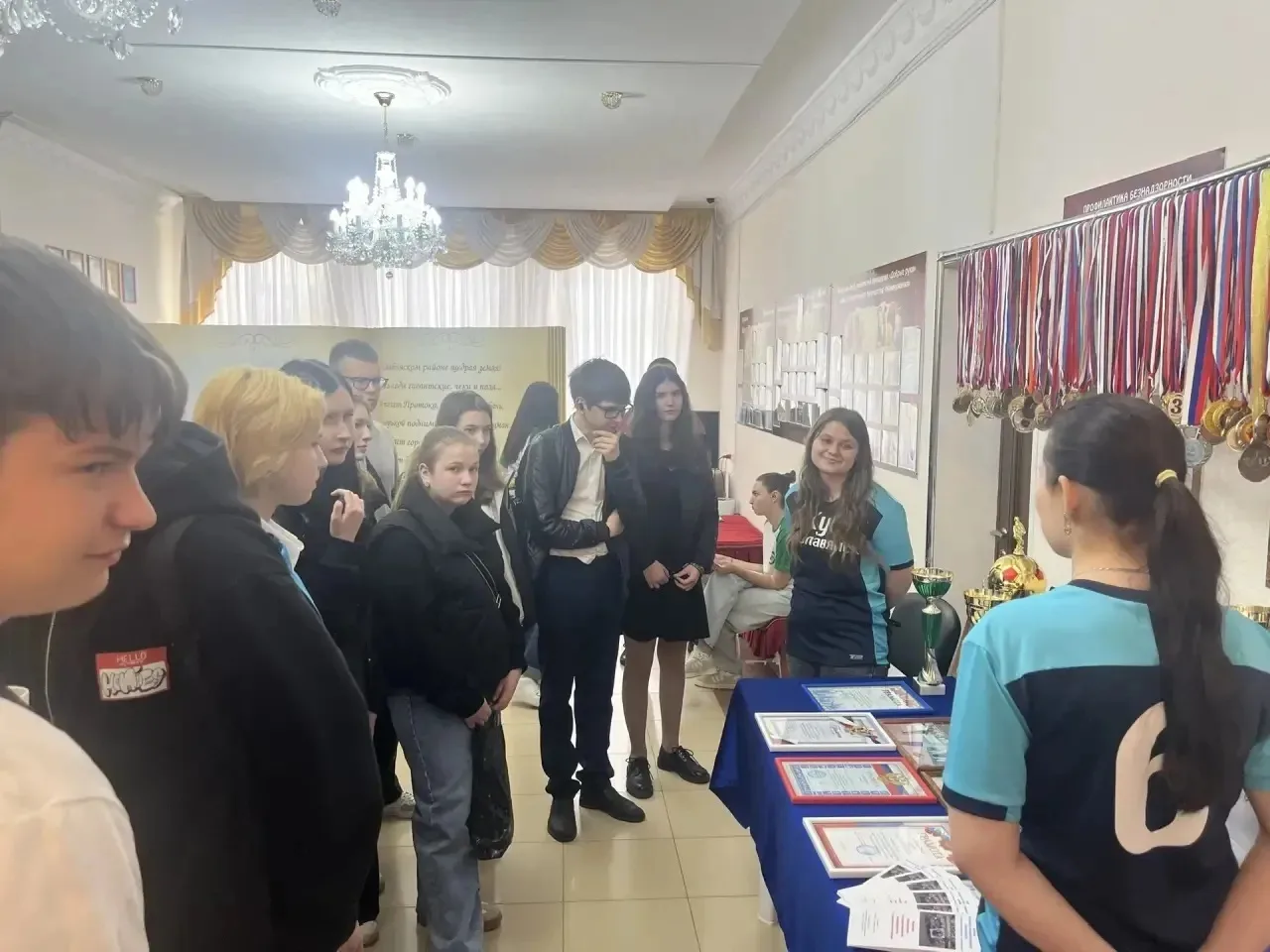 🎓В рамках единого дня открытых дверей обучающихся МБОУ СОШ №12 и МАОУ СОШ  №8 посетили мероприятие в