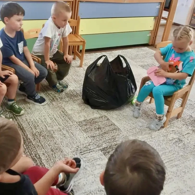 🎉 В младшей группе «Ландыши» прошёл тёплый и душевный день! 🤗