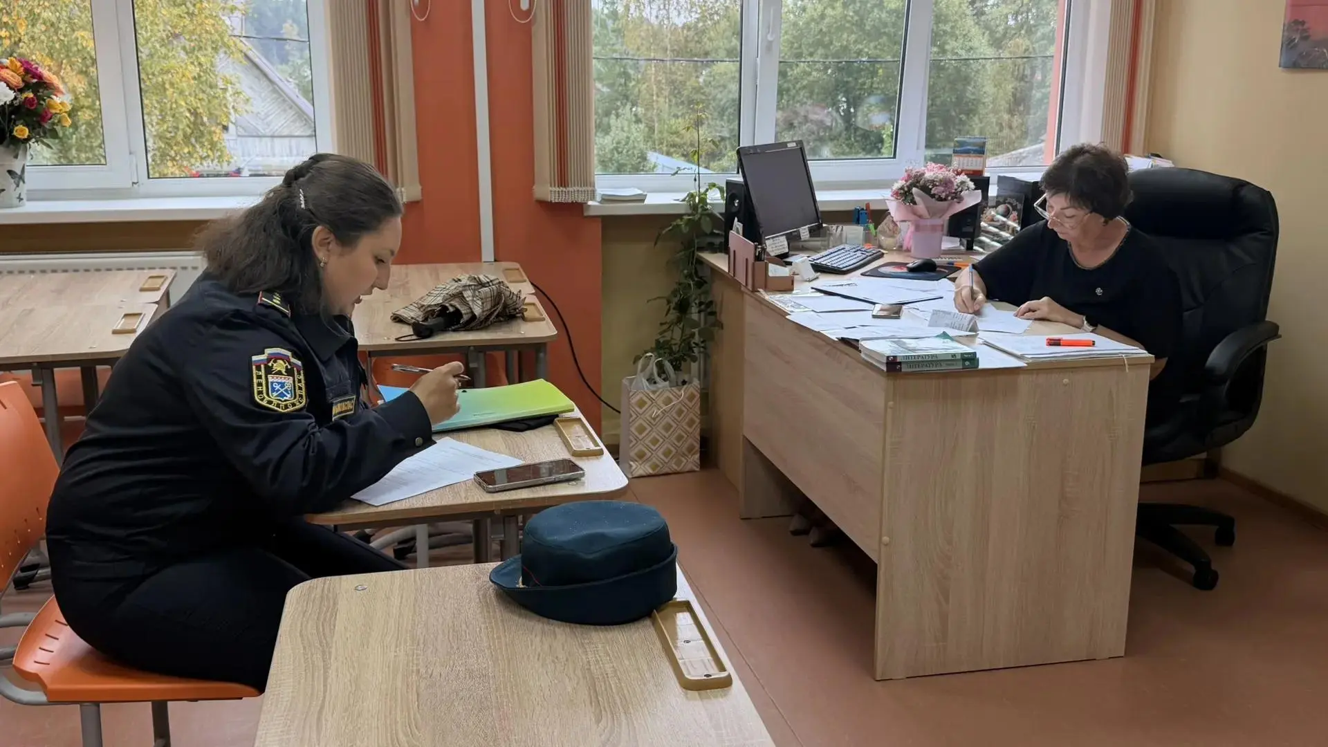 Сегодня 02.09.2026 г. в 10.40 в здании старшей школы была проведена плановая  тренировк...