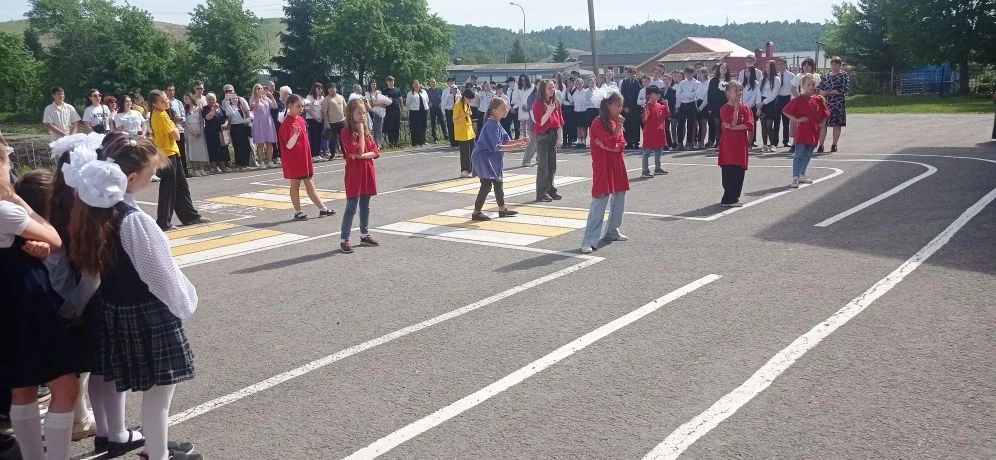 🎀🔔ПОСЛЕДНИЙ ЗВОНОК В НАШЕЙ ШКОЛЕ!