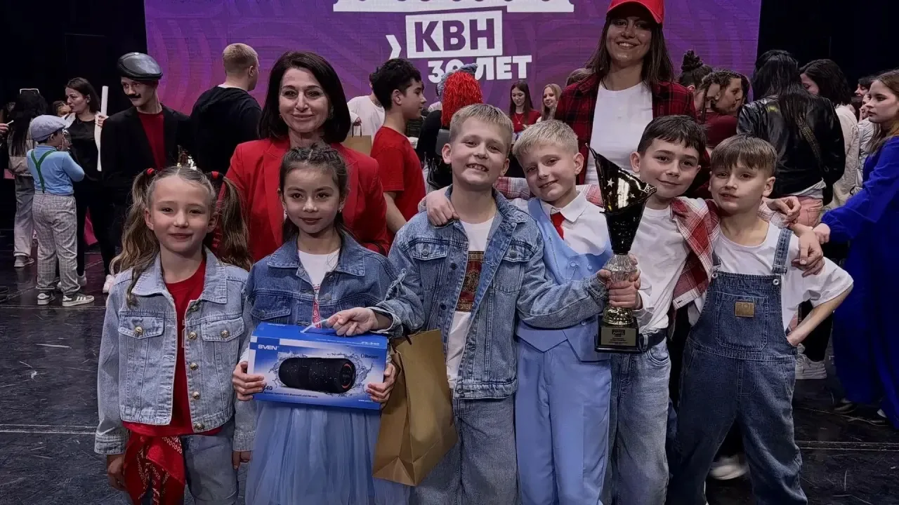 Кубок юности – НАШ!🏆🎉  📌28 апреля во Дворце культуры профсоюзов прошла игра Всекрымской юниор-лиги «