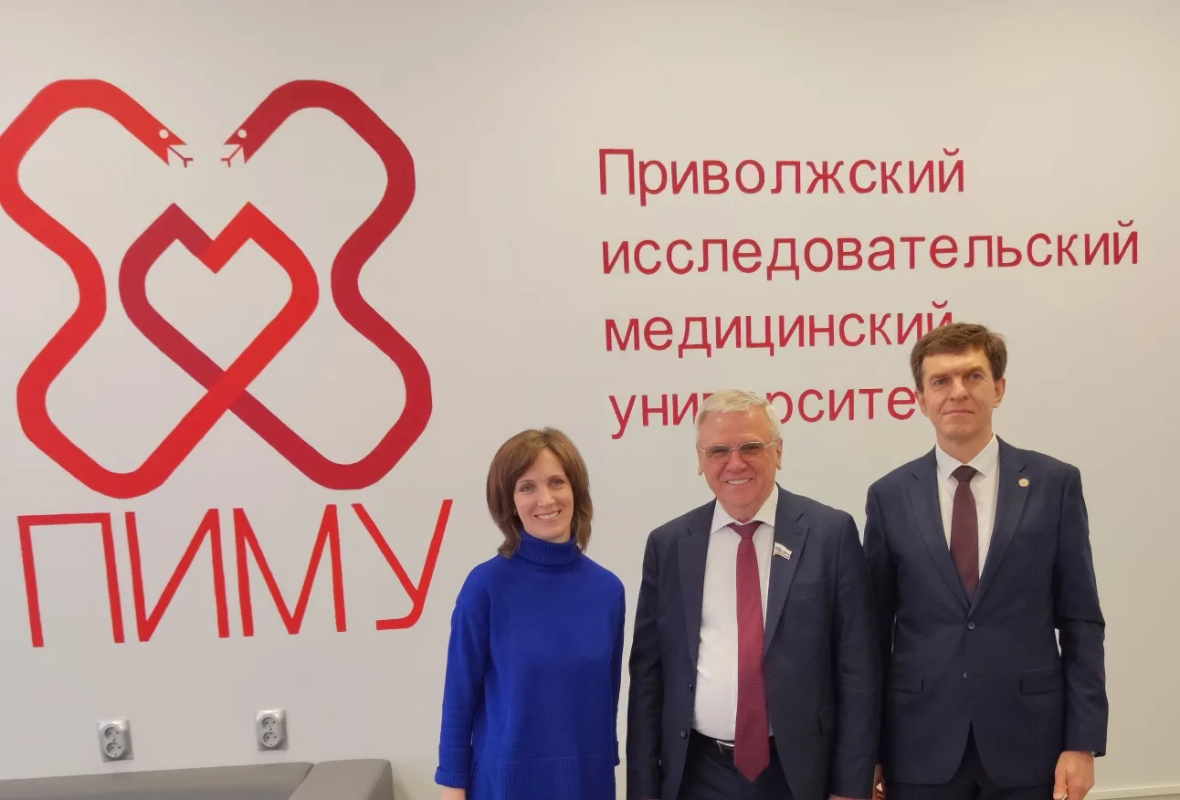 ЗакСо идёт к врачам  В ПИМУ сегодня большой парламентский день.  С врачами, учёными и молодёжью депу