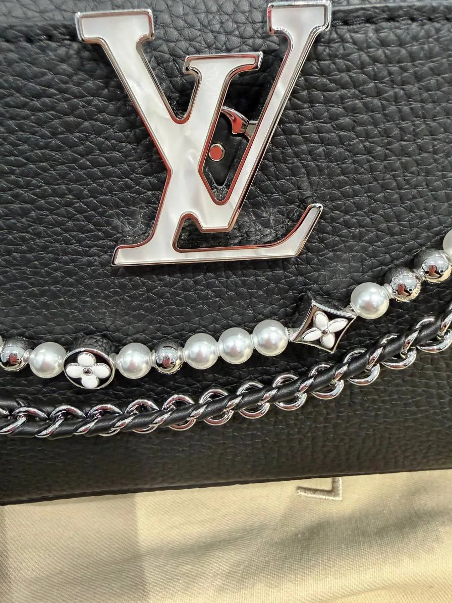Cумочка Louis Vuitton Capucines 🖤