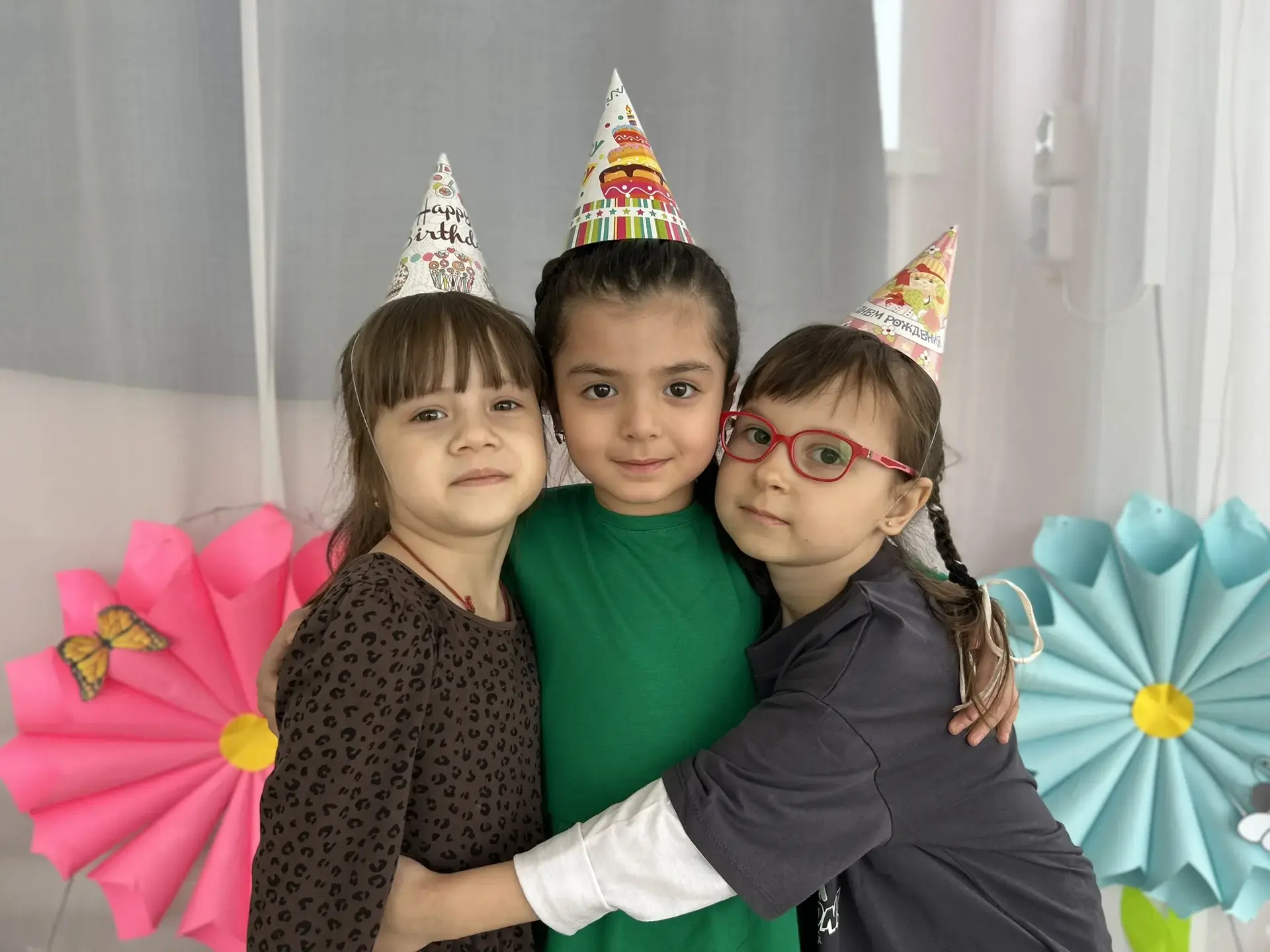 Дорогие  наши девочки: Аня, Нарзиой, Яна!