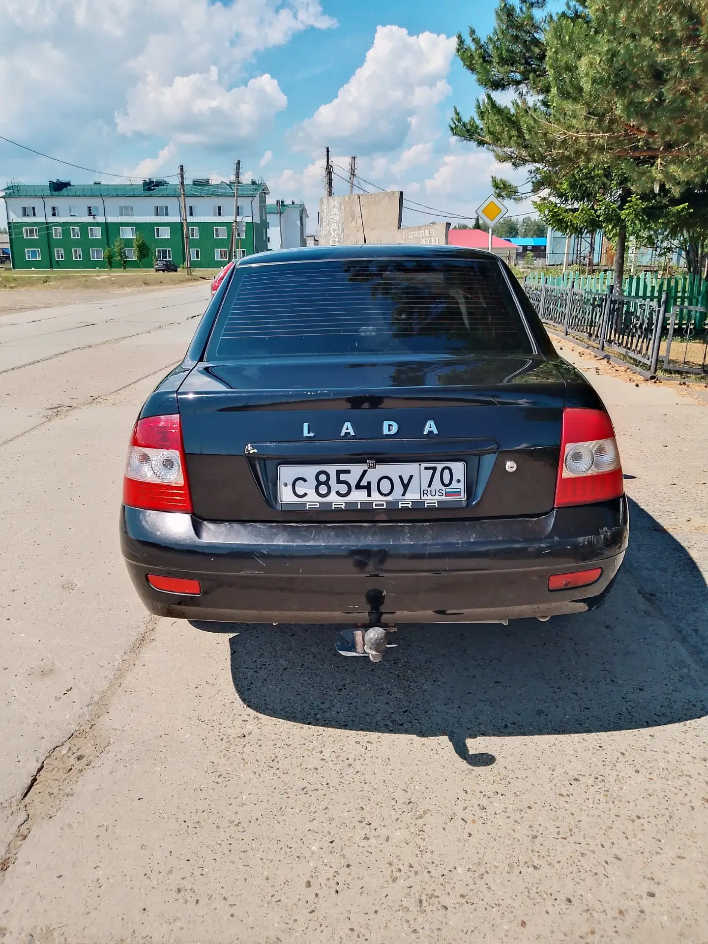 Продам Лада приора 2011г.
Пробег 376000
Имеется котел подогрева, камера заднего хода.
Цена 200 т.р.
