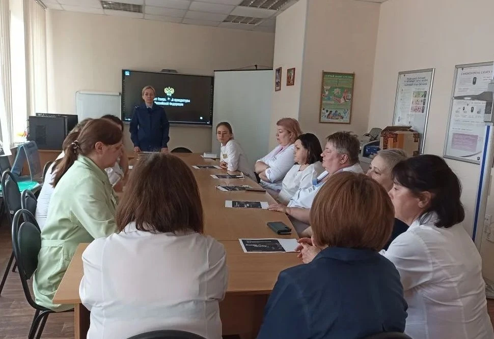 🔸🔸Сотрудниками Курганской межрайонной природоохранной прокуратуры проведена встреча с работниками  Р
