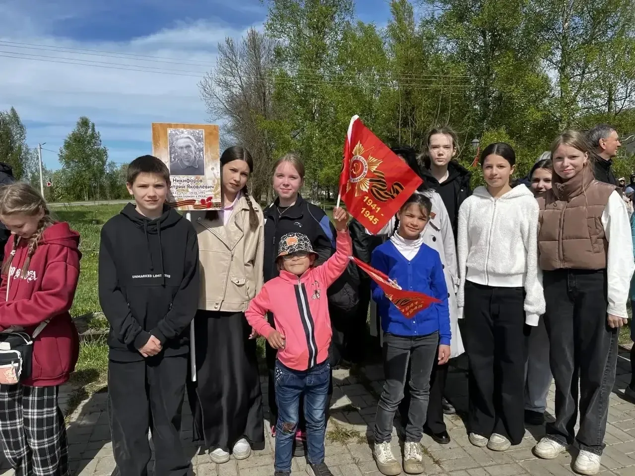 9 мая учащиеся школы совместно с педагогами приняли участие в Акции «Бессмертный полк»....