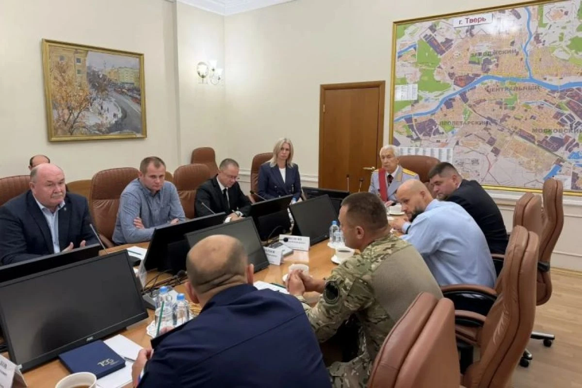 Владимир Васильев представил пилотный проект модульных домов для бойцов СВО 🇷🇺