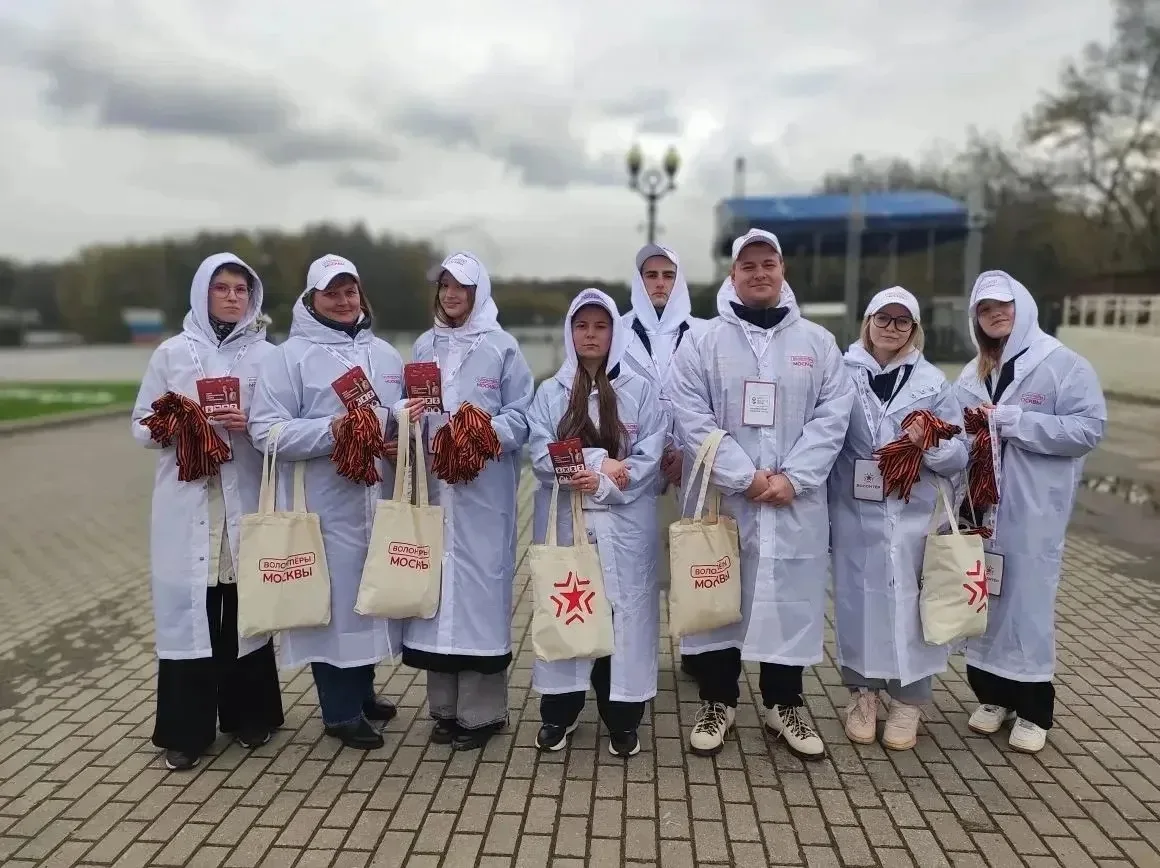 Один день из жизни советника: вдохновение и энергия в каждом мгновении   👫 Студенты МК 7 рады подели