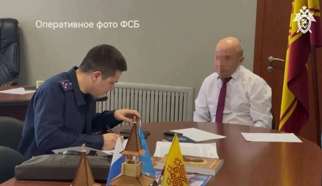 Экс-главу Батыревского района будут судить за махинации с бюджетом и страховкой