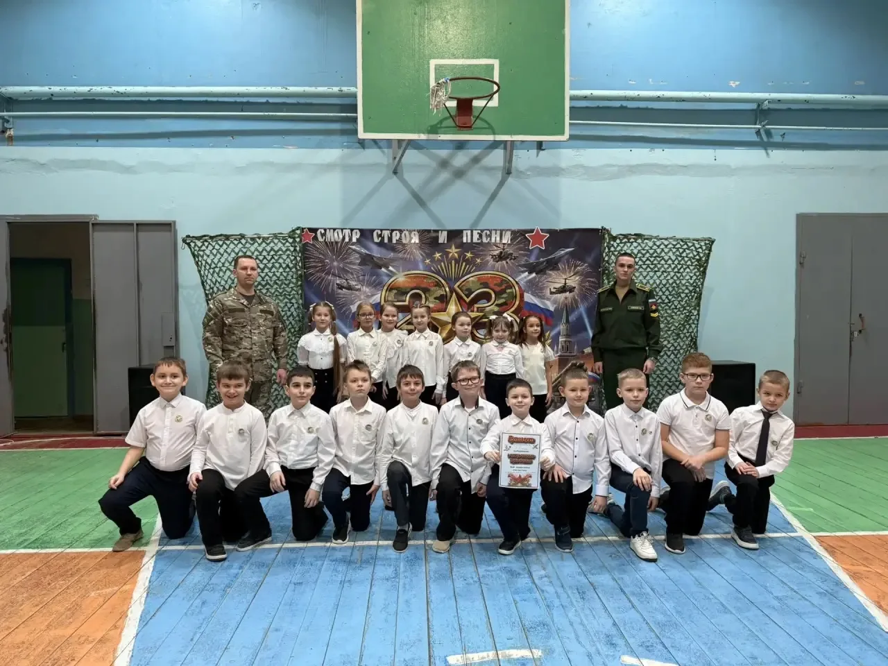 ⭐️Общешкольное военно-патриотическое мероприятие «Смотр строя и песни» 2️⃣День второй.  👩🏻‍🤝‍👨🏼Участ