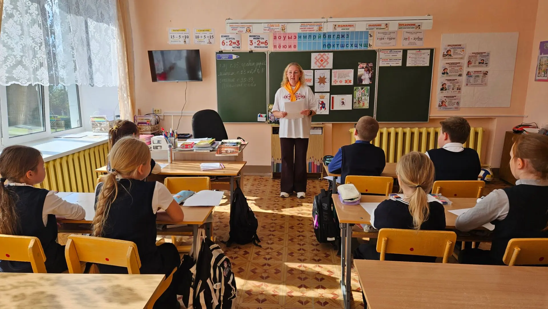 30 сентября, наша страна отмечает День воссоединения Донецкой Народной Республики, Луга...