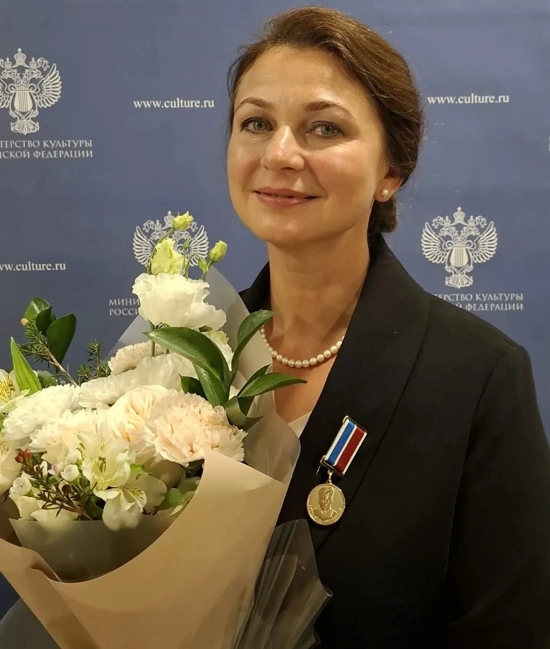 Поздравляем большого друга нашего фонда и талантливую актрису Светлану Малькову с заслу...