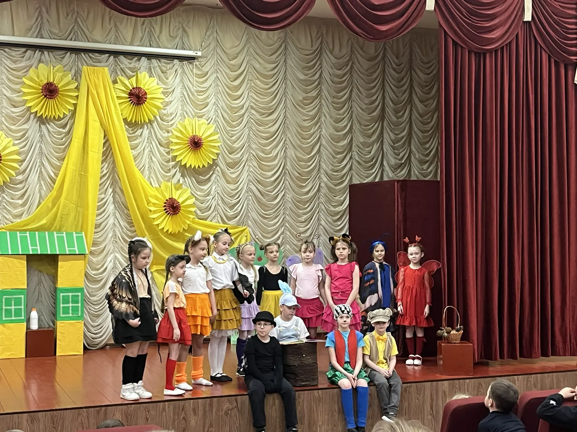 ✨Сегодня 15 апреля театральная студия "Озорники"  в рамках городского проекта "Театральная весна 202