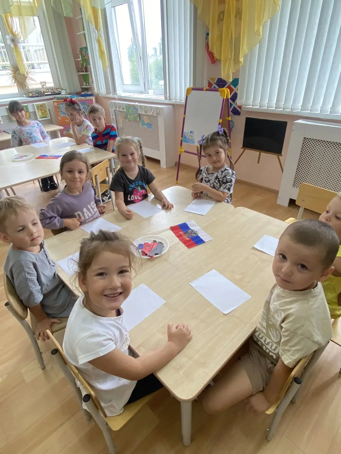 🇷🇺☀️ День Флага в группе "Солнышко"