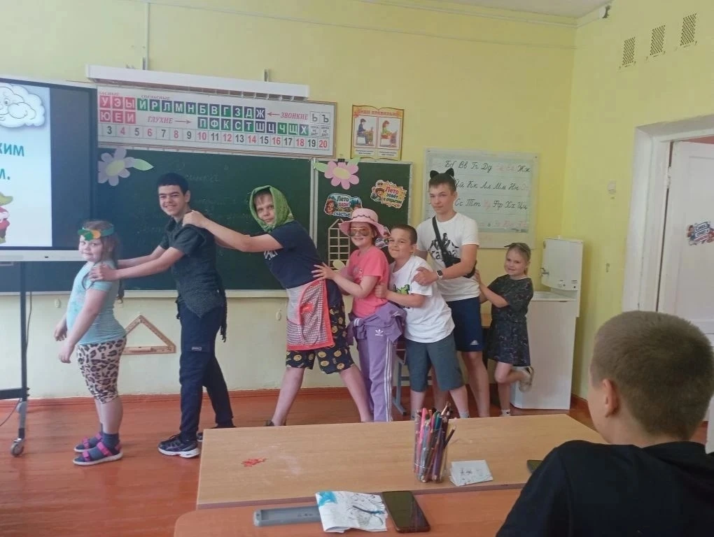 ☀6 июня: День русского языка в нашем веселом летнем лагере.