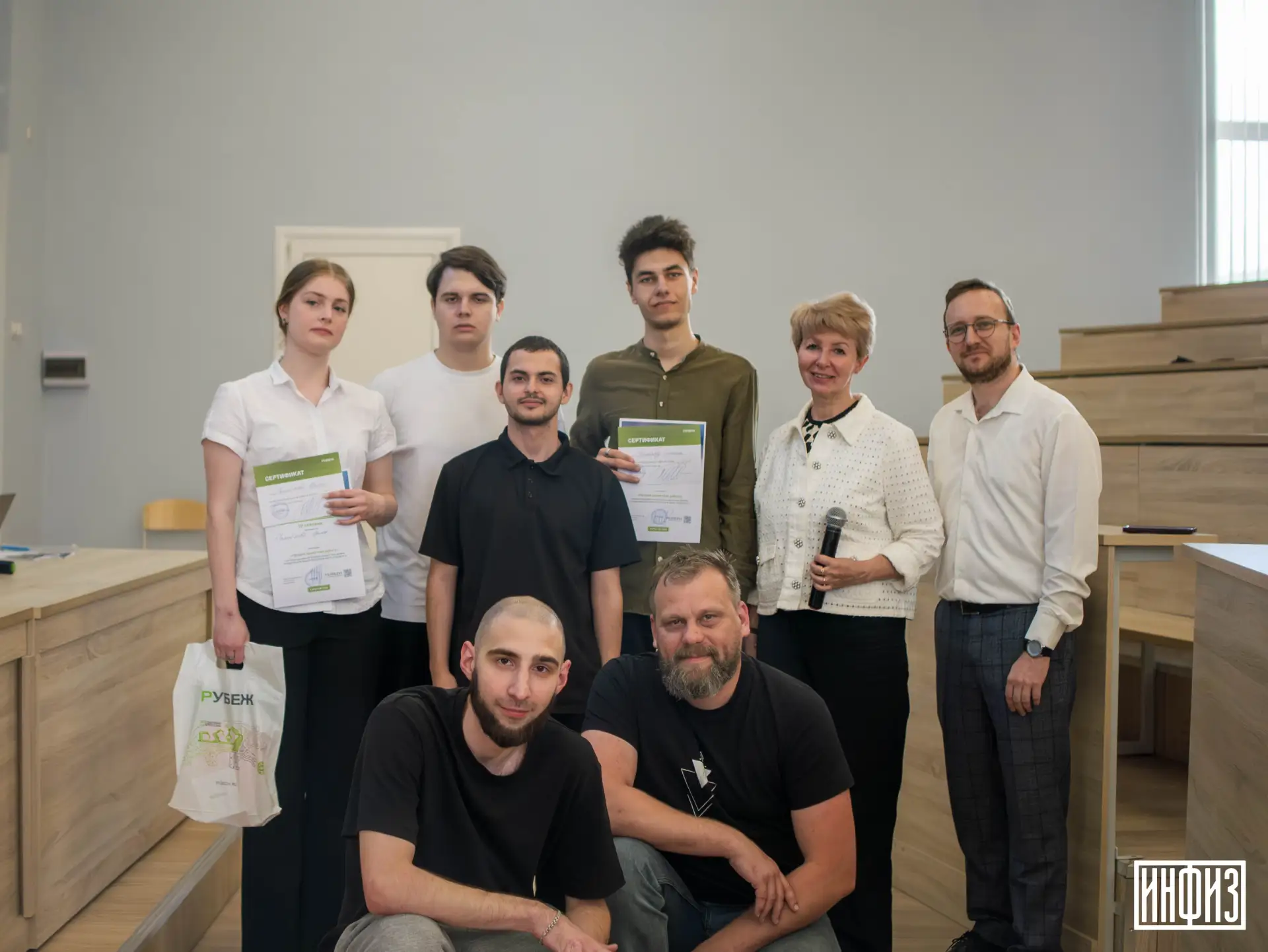 🎓 Завершился учебный год в Студенческом конструкторском бюро «Рубеж-СГУ»

26 мая 2026 года в Сарато