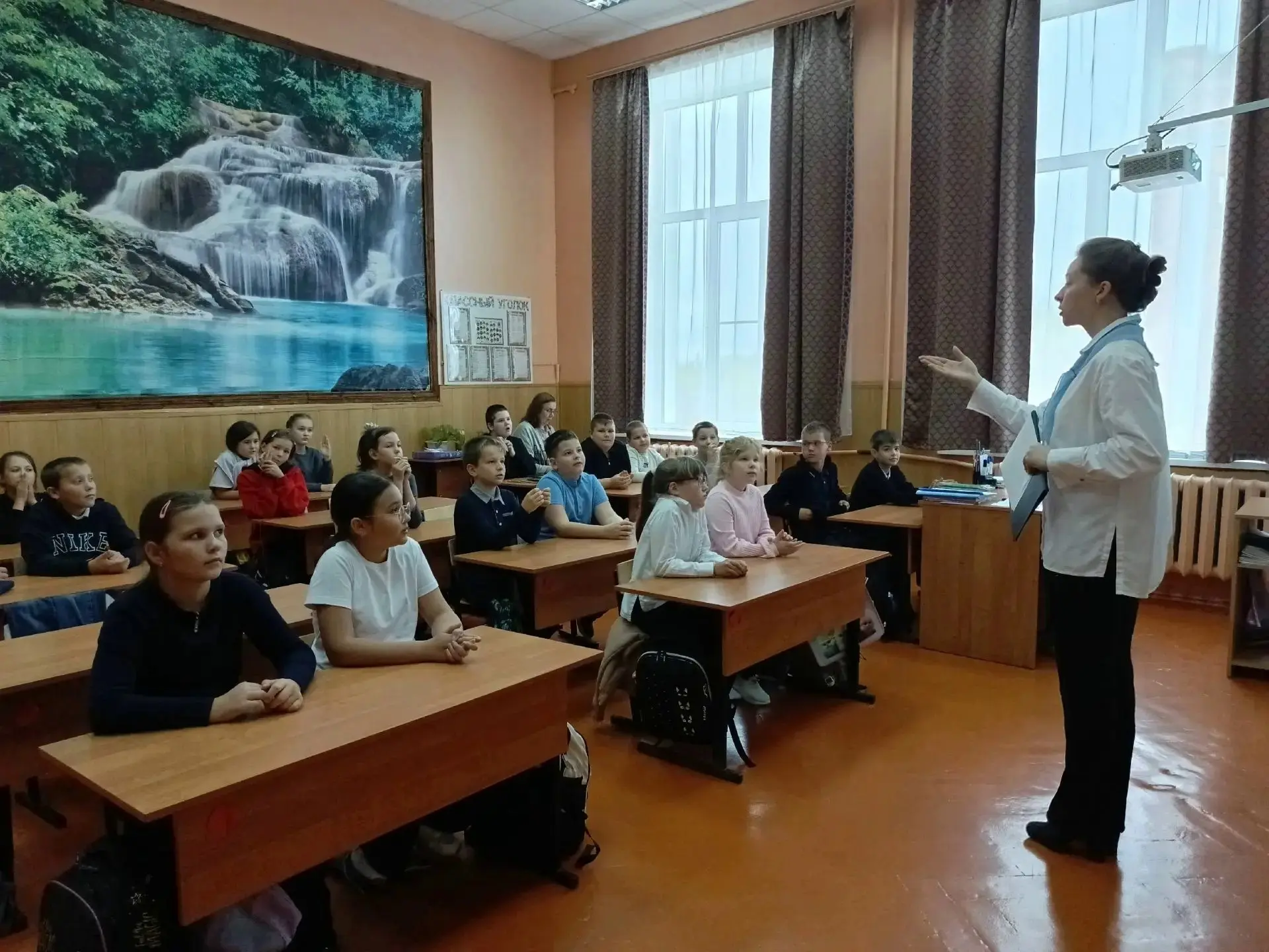Природа — удивительный мир, полный тайн и чудес. Для учеников 4 класса МОУ «Ряжская сре...