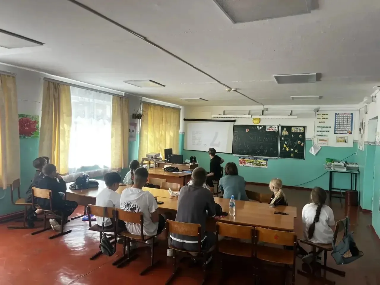 Финансовая грамотность — это увлекательно! 🎉

В нашем пришкольном лагере состоялось захватывающее м