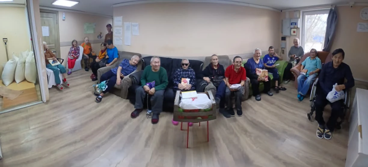 🍂 Ко Дню пожилого человека от 7 «Б» класса! 🍂