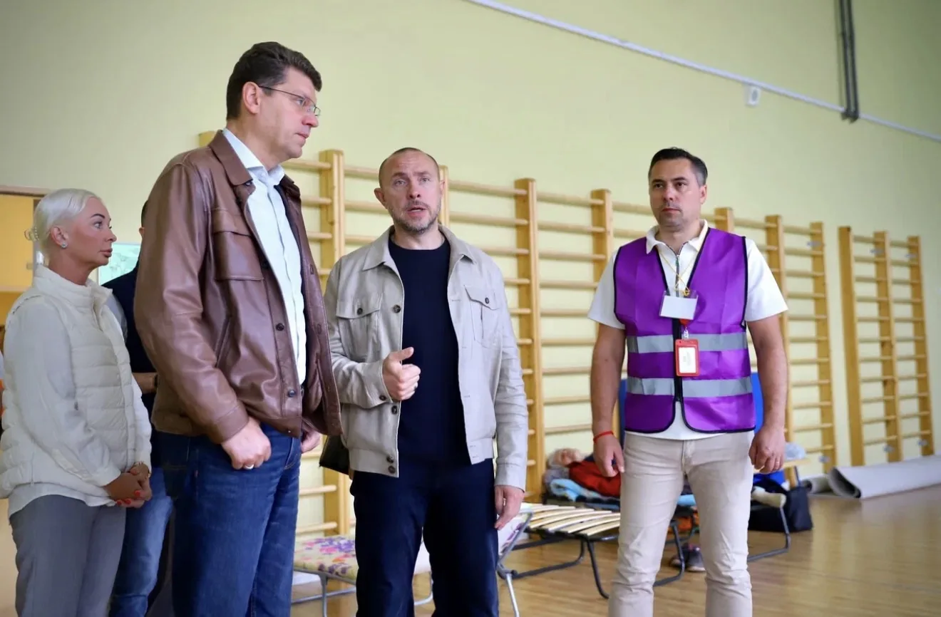 В Солнечногорске вместе с главой Константином Михальковым побывал в пункте временного р...