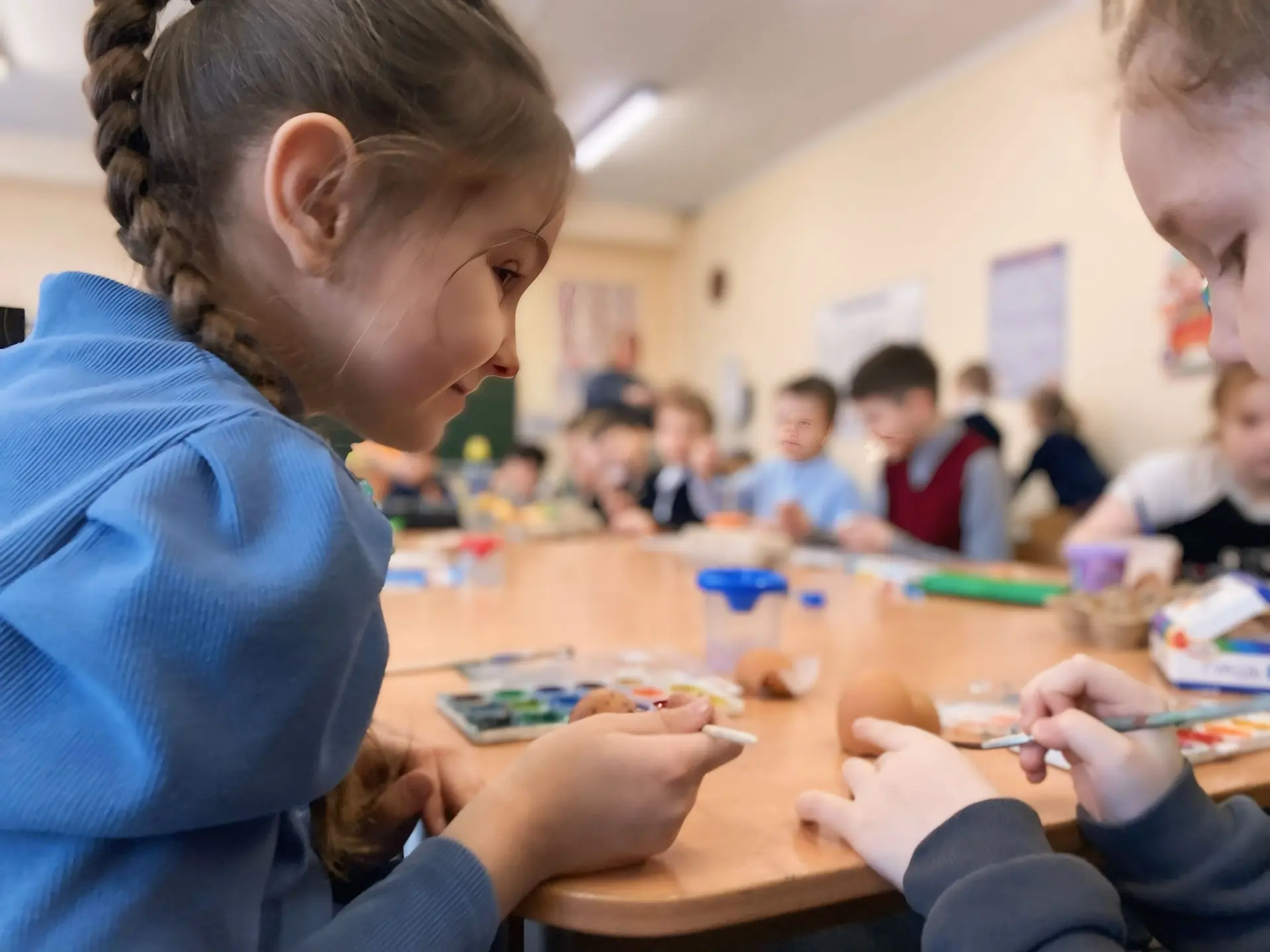 Дорогие друзья! 🌷    В преддверии светлого праздника Пасхи в нашей начальной школе произошло маленьк