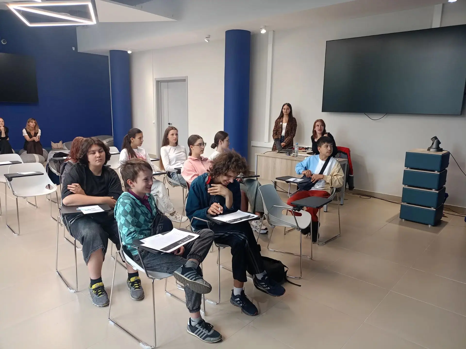 На прошлой неделе несовершеннолетние клиенты СПб ГБУ «Центр семьи Кировского района» пр...