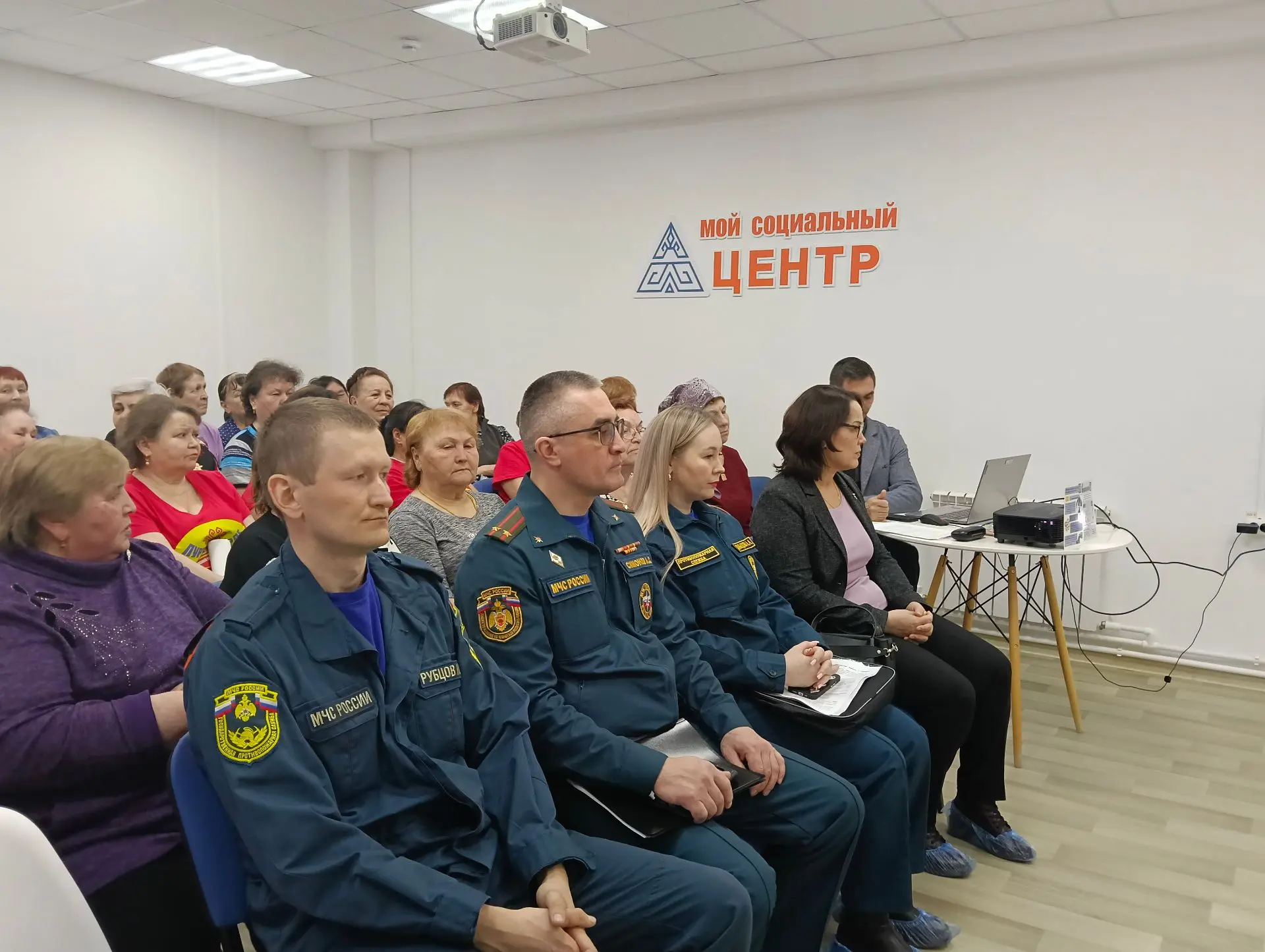 В д. Атлашево с неработающим населением проведено учебное занятие по подготовке в области гражданско
