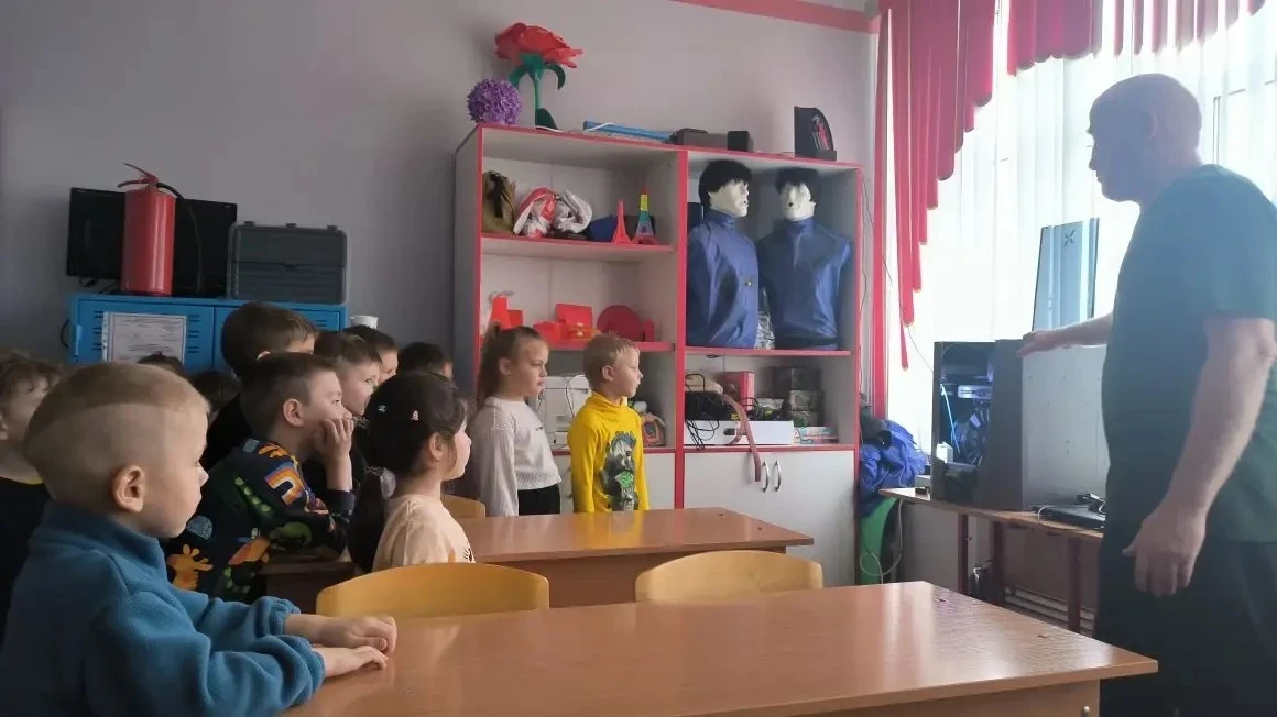 Воспитанники детского сада № 5 станицы Ясенской в рамках сетевого взаимодействия посетили центр «Точ