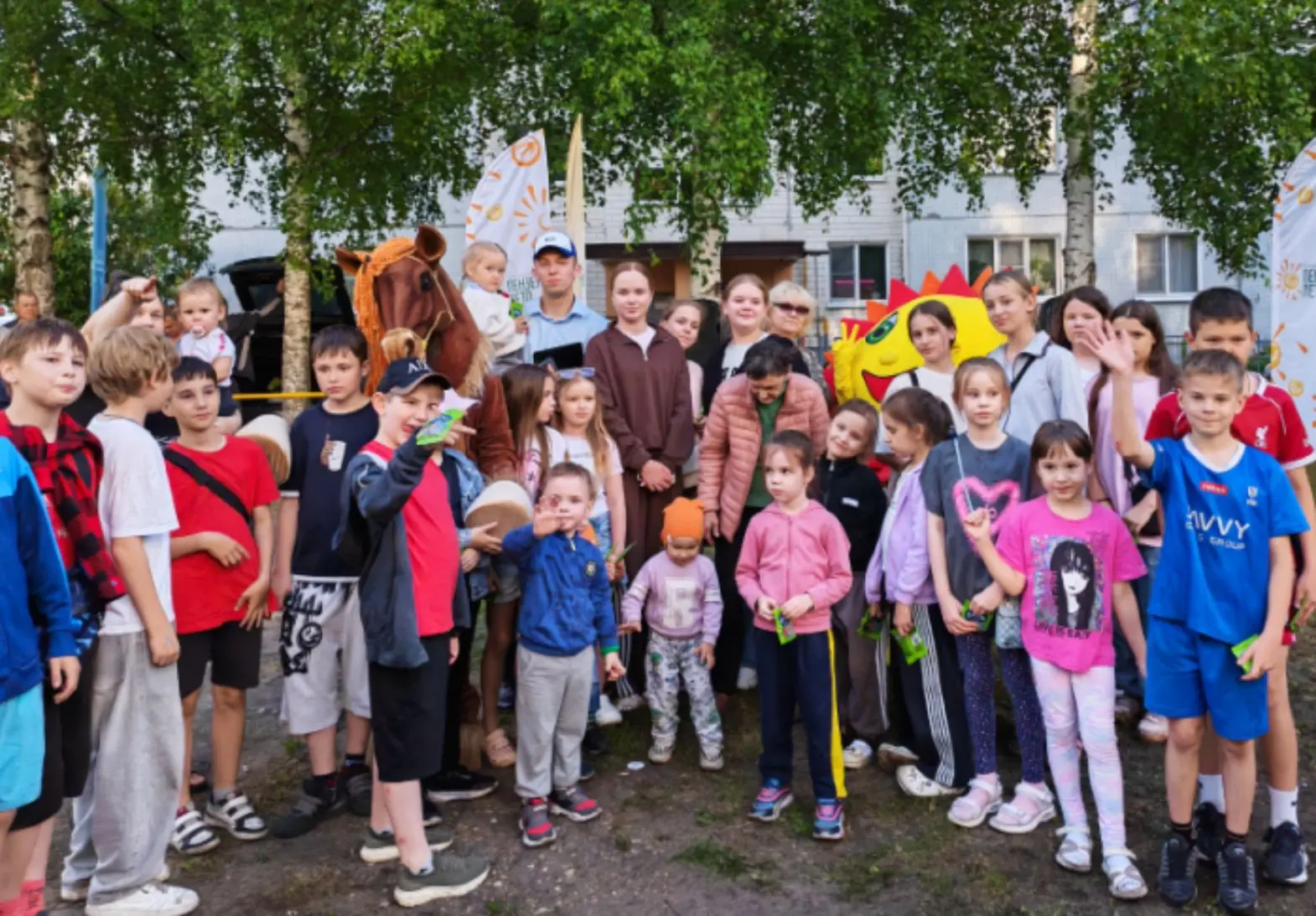 🌞 Праздник двора на Ладожской, 51!