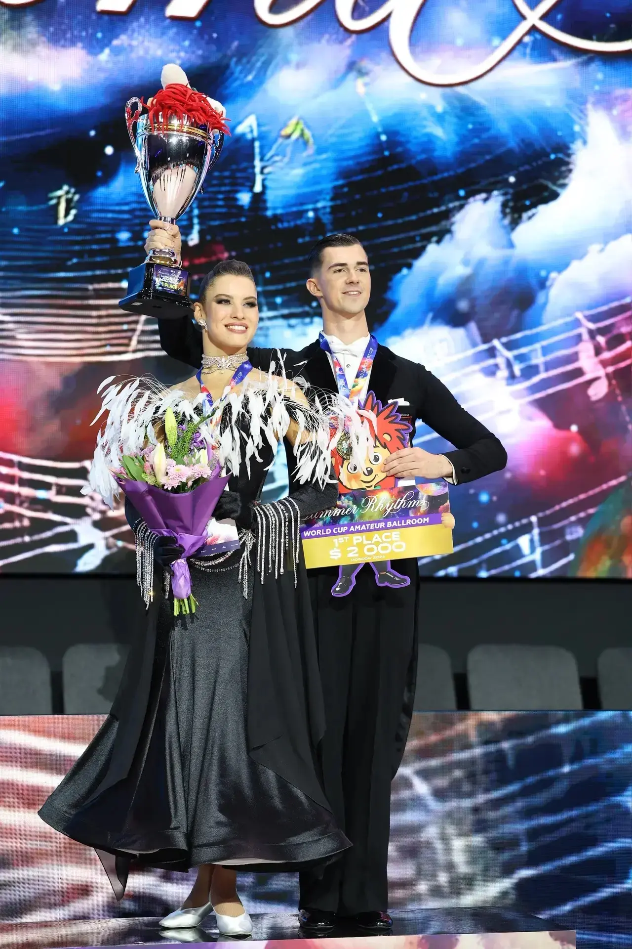 🏆 Экономика должна быть эффективной, а танец — идеальным!