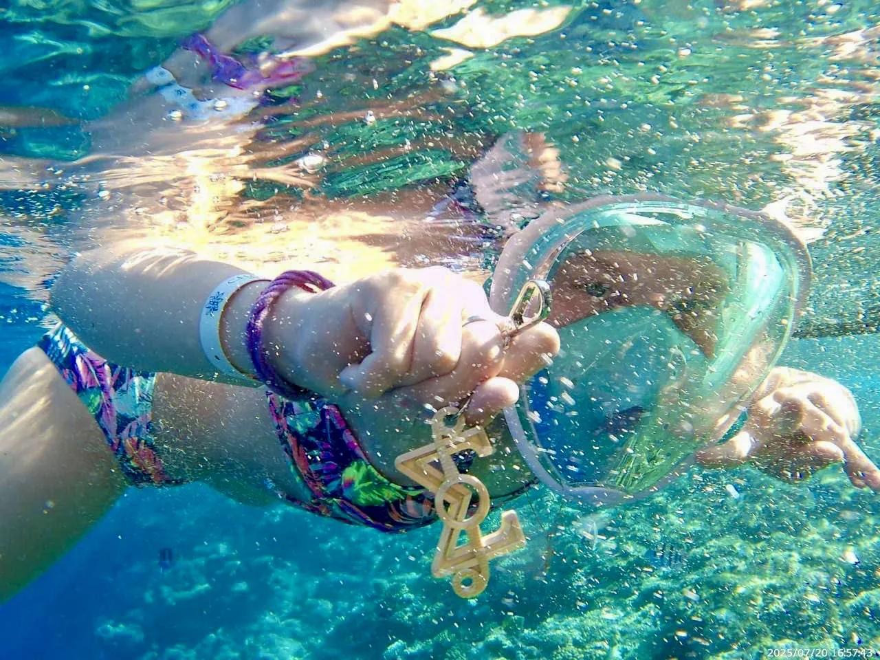 🌊Объявляем о запуске фотоконкурса #лето444☀️

🏖️ Каникулы — это маленькая жизнь, состоящая из путе