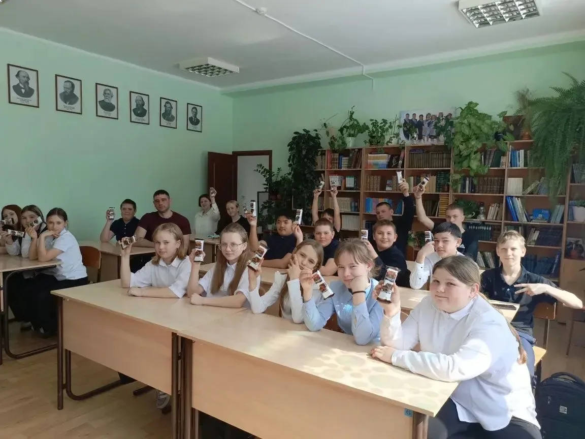 "Кедр" встречает специалиста: юные лесники узнали о богатствах российских лесов.