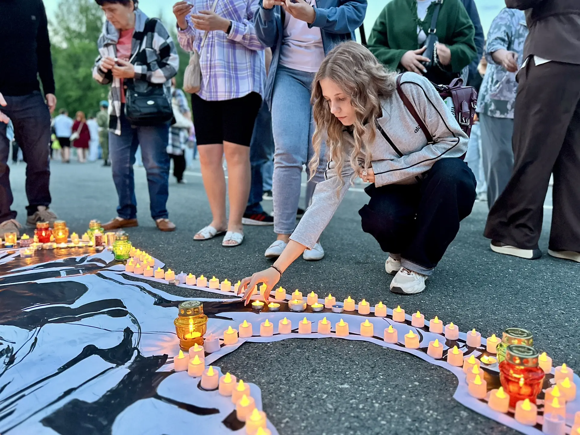🎗️Всероссийская акция «Свеча памяти»

22 июня в 21:30 педагоги, ученики и жители нашего города собр