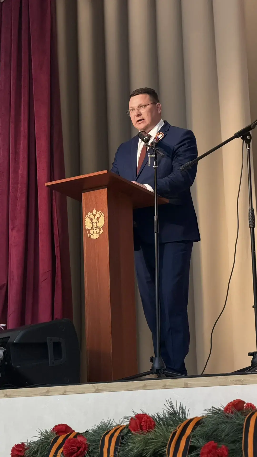 8 мая в Кашарском районном Доме культуры состоялся праздничный концерт, посвящённый 81-...