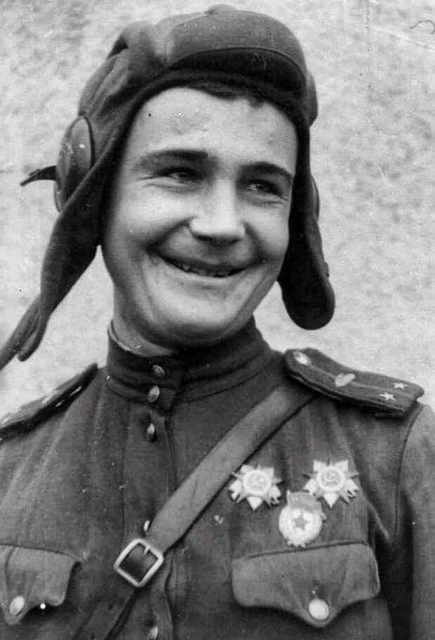 27 июля 1925 года родился Александр Космодемьянский, старший лейтенант, Герой Советског...
