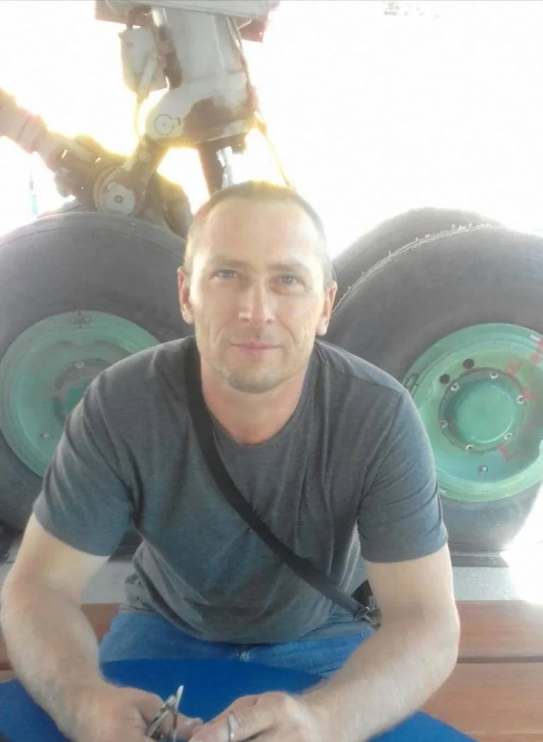 Мужчина, зарезавший жену и ранивший дочь, покончил с собой в Оренбургской области. 

По данным СМИ, 