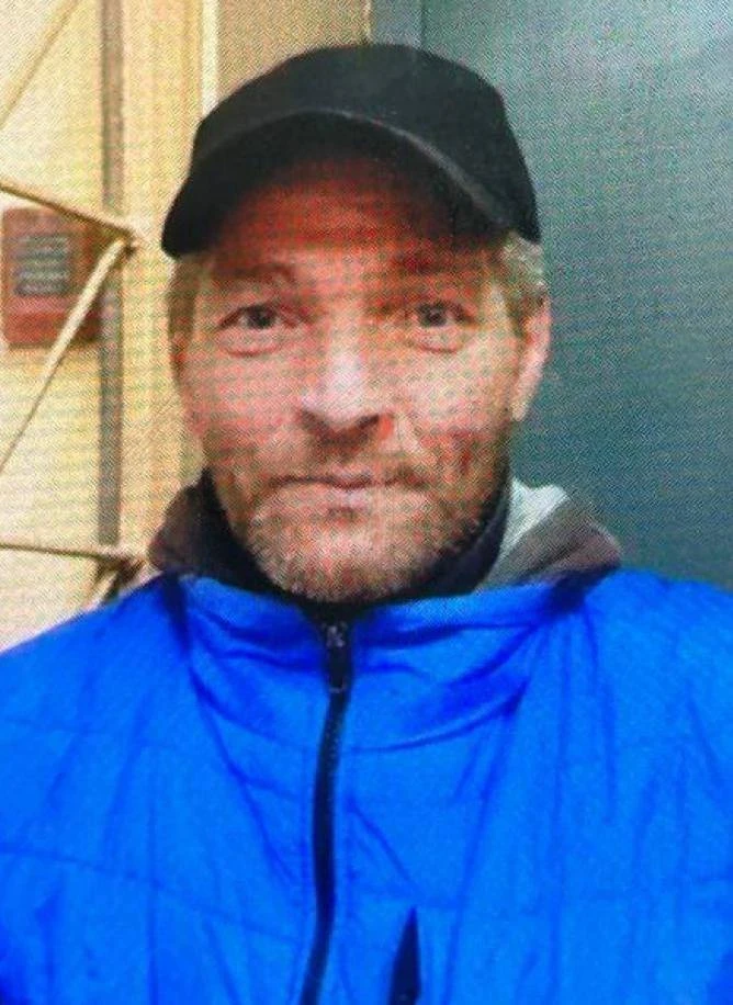 В Волжске разыскивают дважды судимого мужчину, подозреваемого в надругательстве над доч...