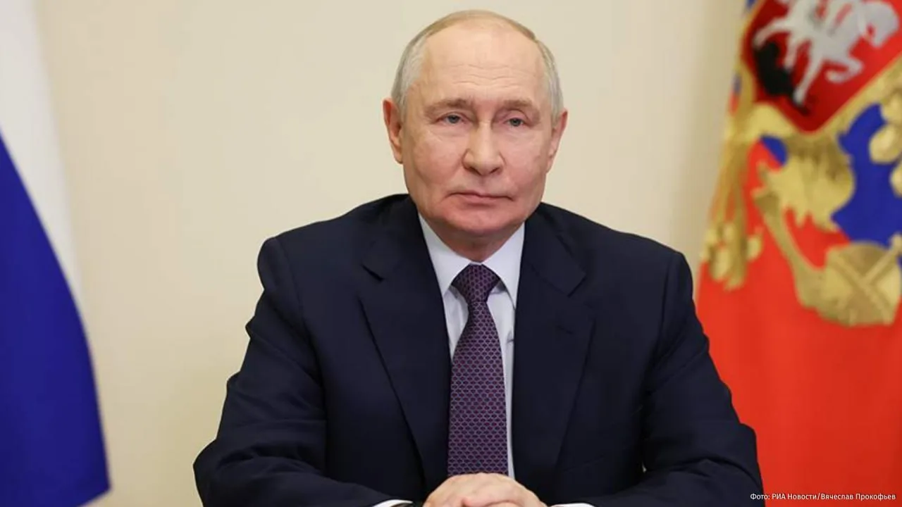 Абсолютное большинство россиян признают Владимира Путина одним из наиболее влиятельных ...